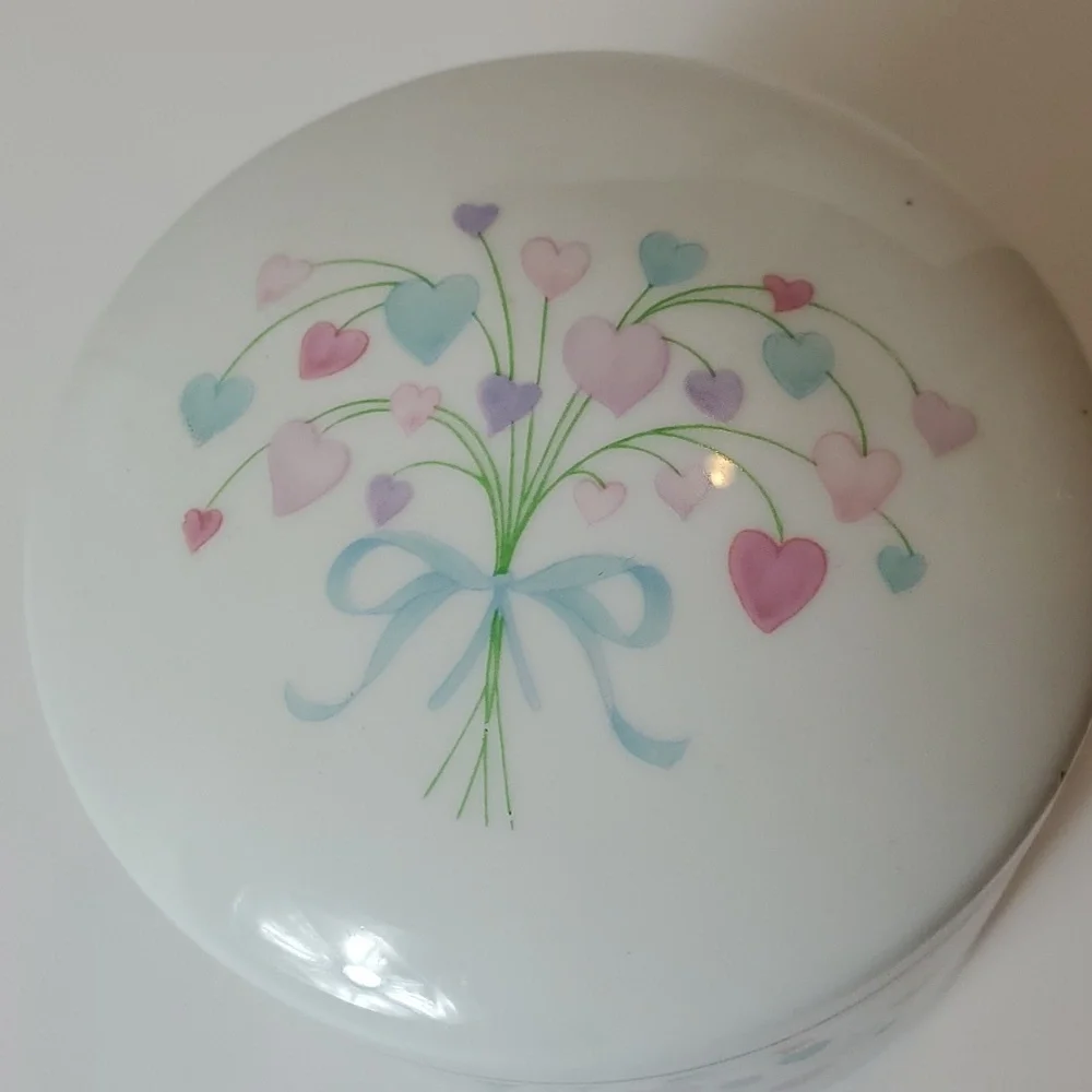 Glass white with hearts dish with lid